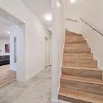 Apartment Tolstov - With 3 - 15 Min Messe Dus & 10 Min Old Town Dus *
